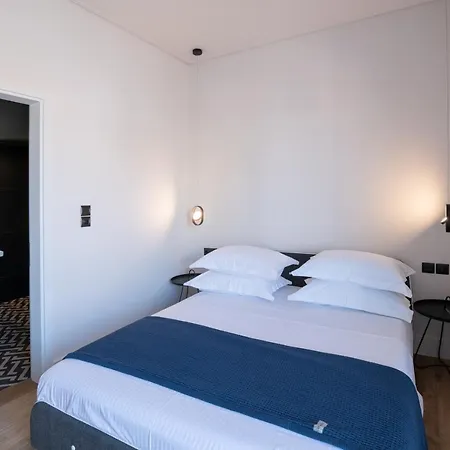City'S Best-Kept Secret, Eclectic & Luxe Getaway Kalamata Exterior photo