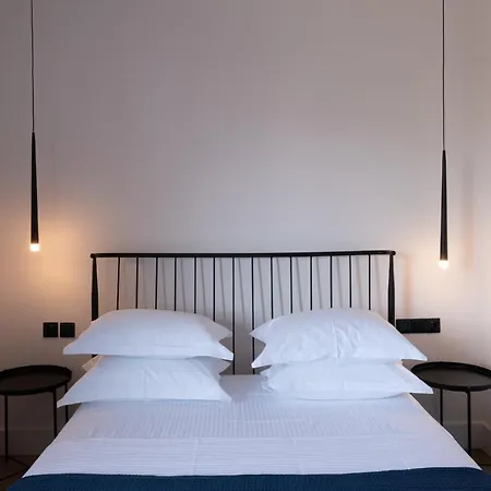 City'S Best-Kept Secret, Eclectic & Luxe Getaway Kalamata Exterior photo