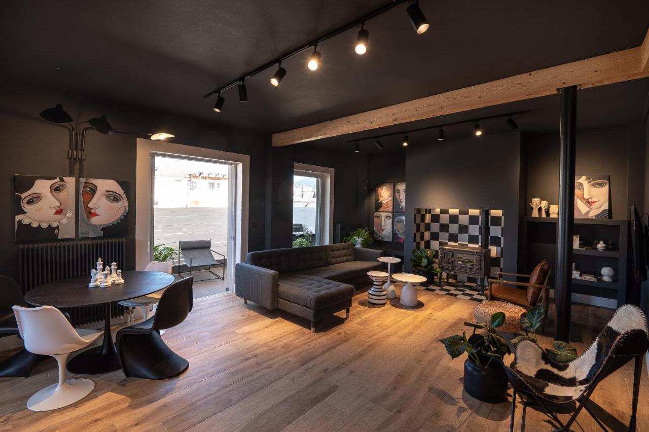 City's Best-kept Secret, Eclectic & Luxe Getaway Kalamáta